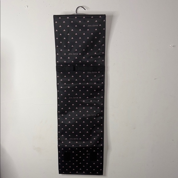 Mary Kay Black and Pink Jewelry Organizer with Collapsible Design - Picture 8 of 10